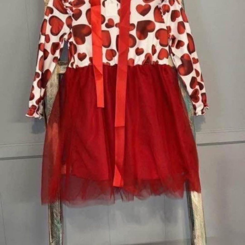 Red Heart Patterned Dress - Picture 1 of 1